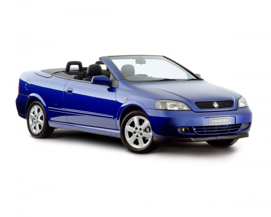  Holden Astra Convertible 2002 года  (фото 10 из 17)